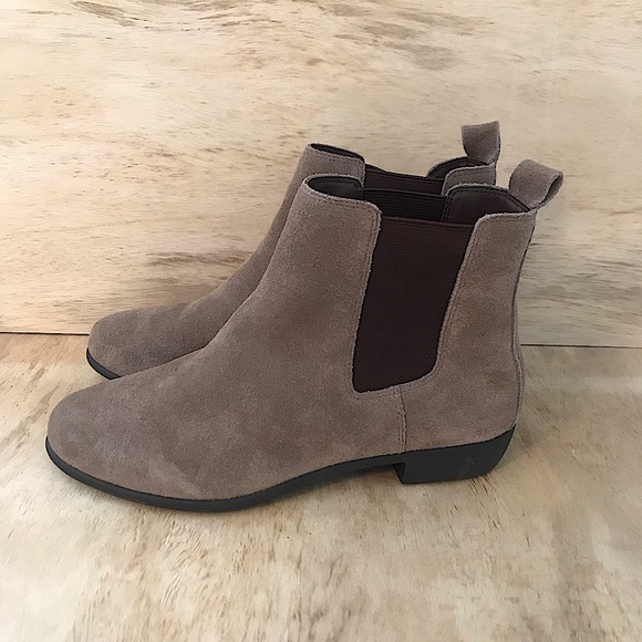 AEROSOLES Shoes - Aerosoles Women’s Brown Suede Slip On Ankle Boots. Size: 7.5 New With Box